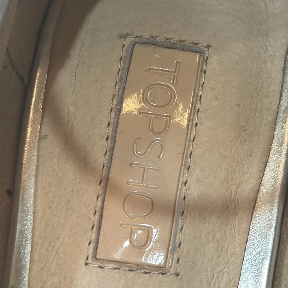 TOPSHOP Silver Pointy‎ Toe Block Heel Shoes Size 9.5/39